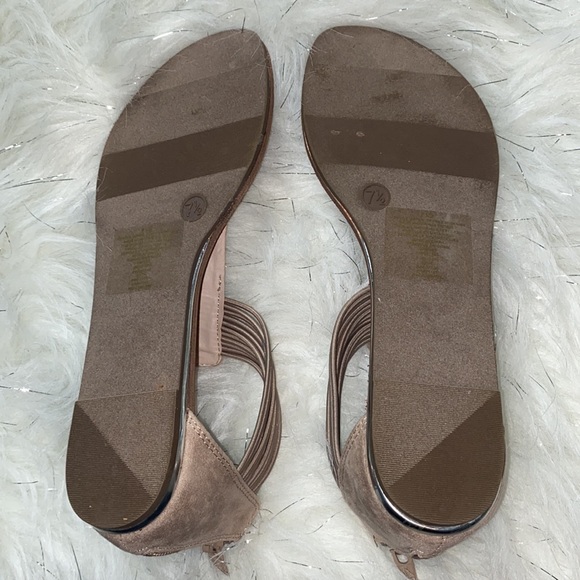 MOSSIMO Jeweled Thong Zip Back Sandals - Picture 3 of 5